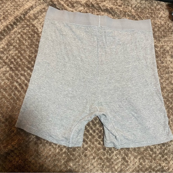 2 pairs of SKIMS boxers size large - Picture 3 of 3